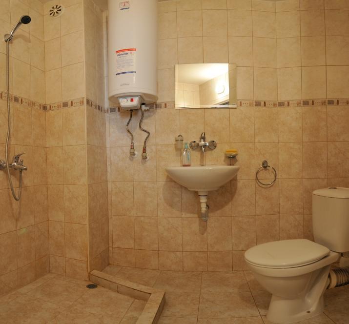 Family Hotel Prolet Shumen Ngoại thất bức ảnh