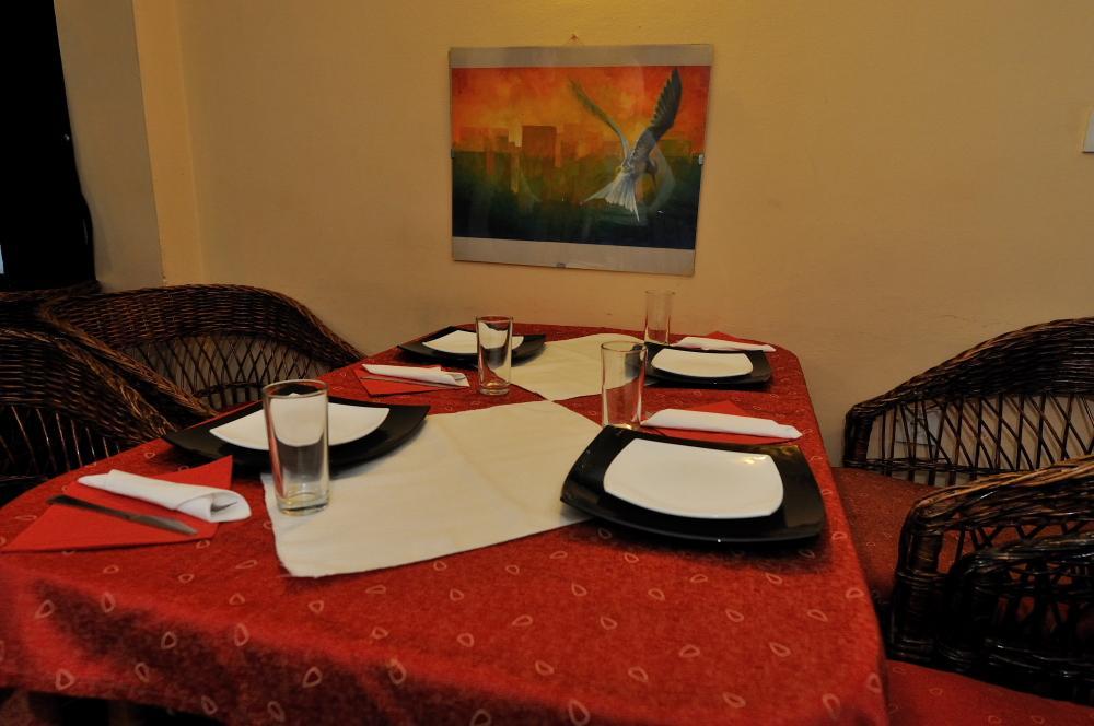 Family Hotel Prolet Shumen Ngoại thất bức ảnh