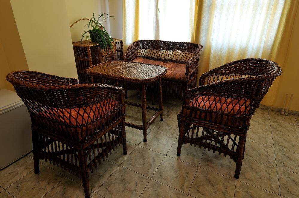 Family Hotel Prolet Shumen Ngoại thất bức ảnh